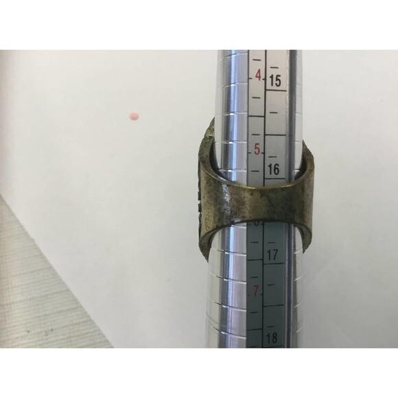 Large Ring Blue Accents - Picture 6 of 6